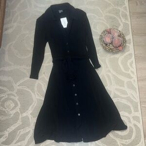 NWT🌷MUSE🌷Black polyester spandex long sleeve button front shirt dress